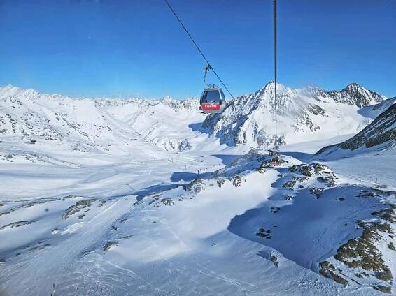 Ski-Lifte am Pitztaler Gletscher