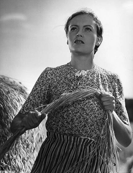 Keinumorsian - Z filmu - Irma Seikkula