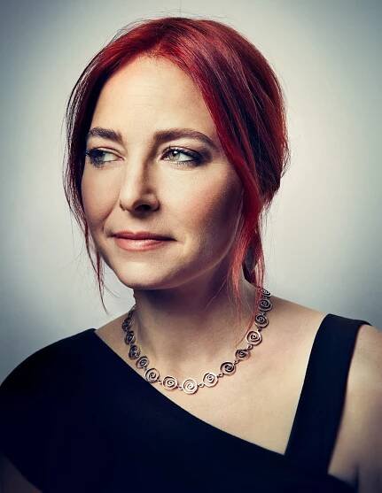 Alice-Roberts-STM_0224_V5_GKGXN-iX0H
