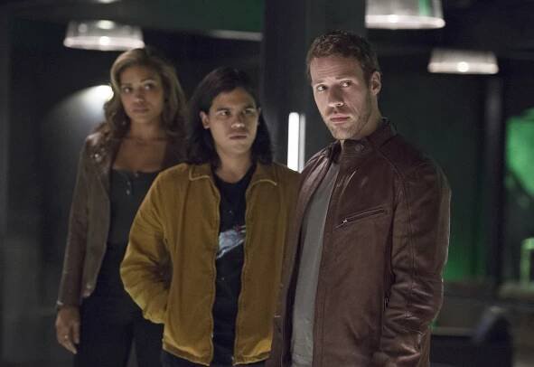 Flash - Legendy současnosti - Z filmu - Ciara Renée, Carlos Valdes, Falk Hentschel