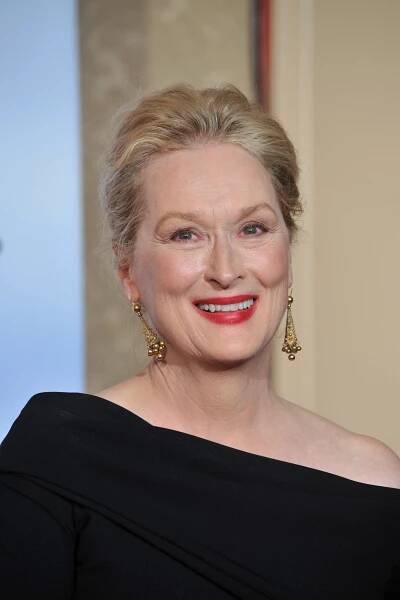50 Cancer Zodiac Celebrities Who are Popular in Hollywood