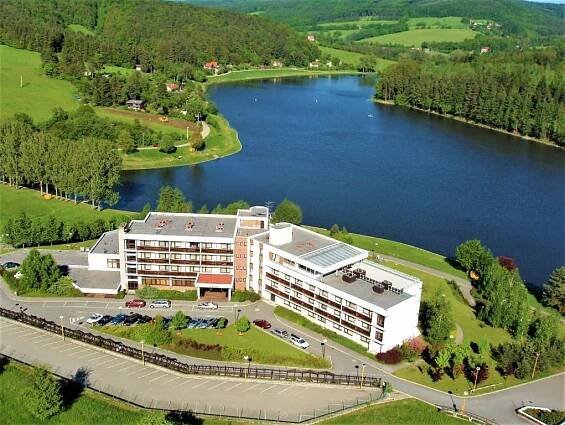 Hotel Adamantino - Pozlovice