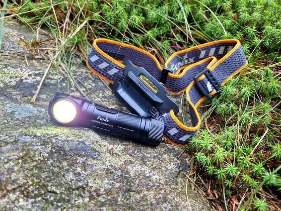 TEST: Čelovka Fenix HM61R Amber V2.0 | 4camping.cz