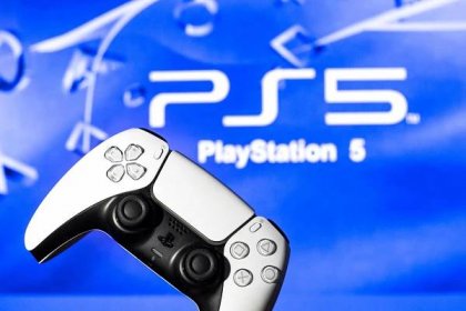 Playstation VR 2 preorders begin but gamers outraged as it costs more than a PS5