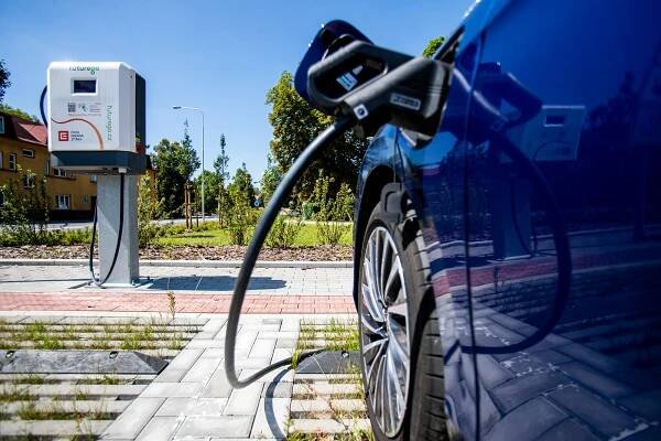 Frýdek-Místek má další dobíjecí stanici pro elektromobily