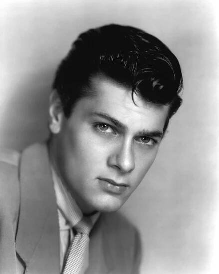 Foto k tématu Tony Curtis