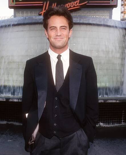 Matthew Perry skonal ve věku 54 let.