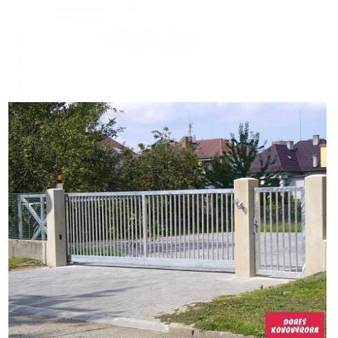 Samonosná pojezdová brána s jeklovou výplní | Dobeš Kovovýroba