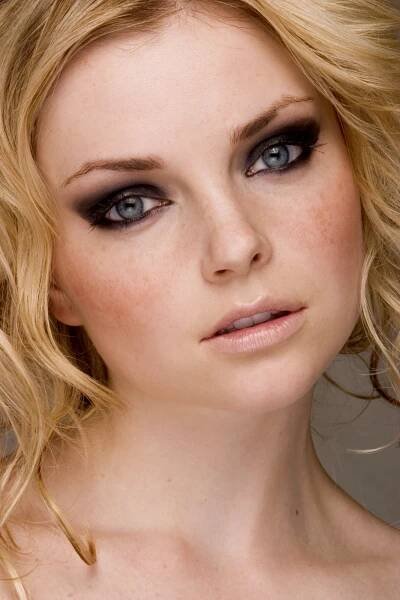 Izabella Miko fotka