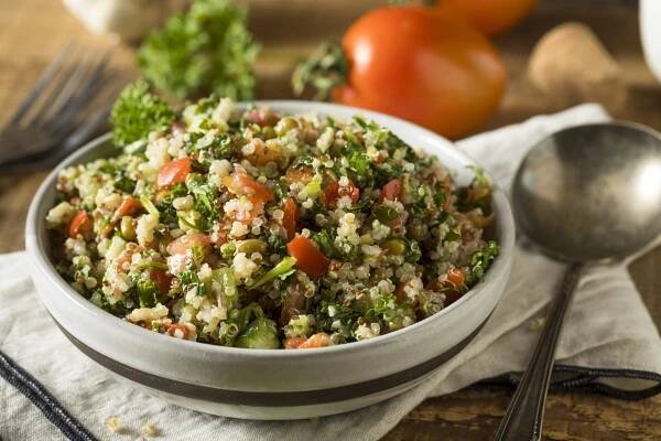 zdravý organický salát quinoa tabouli - merlík čilský - stock snímky, obrázky a fotky