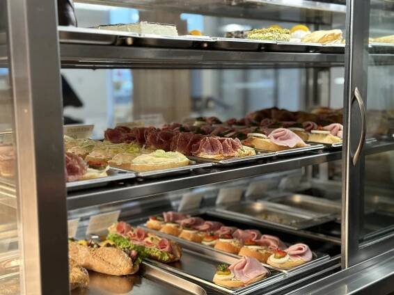 Galerie - Jídelna Krumlov - Obědy | Chlebíčky | Zákusky | Oslavy | Catering