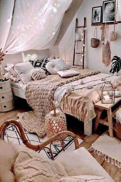 38 Cozy Decor Ideas With Bedroom String Lights | Bedroom makeover, Bedroom decor, Room inspiration bedroom