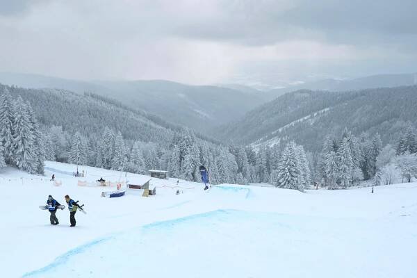 EFA_7519.JPGNeklid Local Slopestyle 15.2.2025