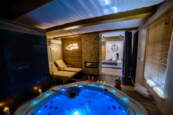 Apartamenty w Niebie - Luksusowe Apartamenty z Jacuzzi i Sauną