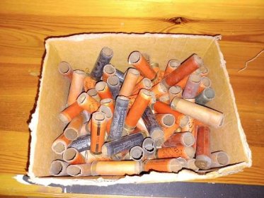 Staré prázdné brokové náboje - papírové hilzny, rakousko krabice - Střelba a myslivost
