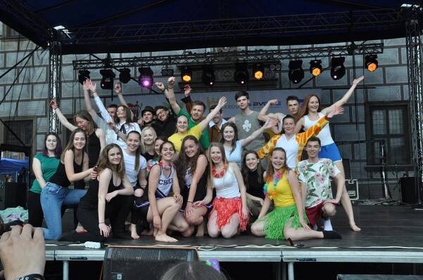 Majáles – Televizní svět – Kulturní centrum Lanškroun