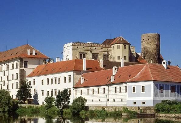 Státní zámek Hluboká nad Vltavou – oficiální webové stránky - 