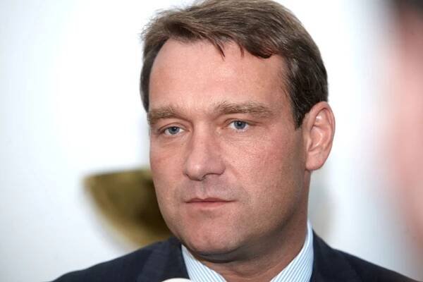 Těžká rána pro koalici: Fiala novou vládu nepodpoří. Rozhodnou Kočí, Dobeš nebo Škárka