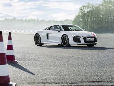 Limited Edition Audi R8 V10 RWS Is A Rear-Drive Supercar Made For Purists | Carscoops 