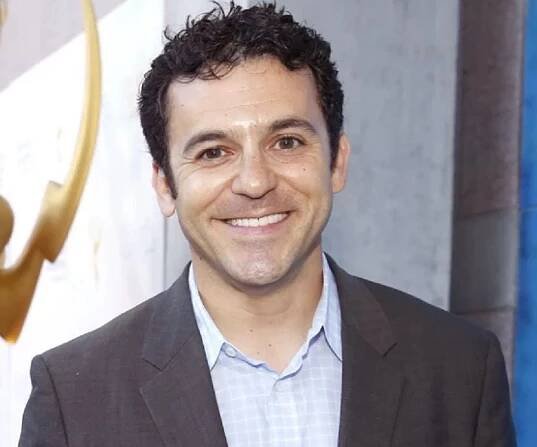 Fred Savage Biography - Facts, Childhood, Family Life & Achievements