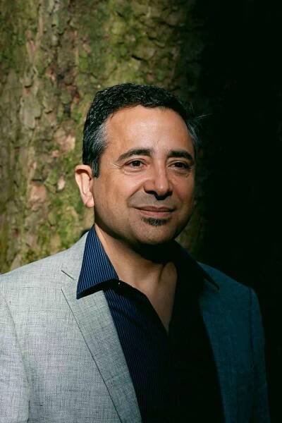 Afshin Akhtar-Khavari THE NEW INSTITUTE - THE NEW INSTITUTE