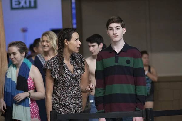 Život beze slov - S-P-- SPECIAL B-- BOY T-I-- TIME - Z filmu - Minnie Driver, Mason Cook