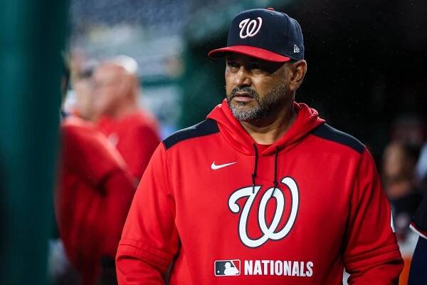 As Nationals' losing streak reaches 11 games, Dave Martinez finds his way into the spotlight