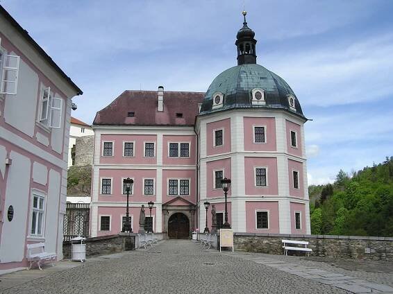 Bečov nad Teplou (5/2012)