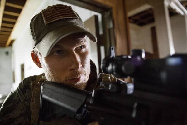Poslední loď - Další nejistota - Z filmu - Travis Van Winkle