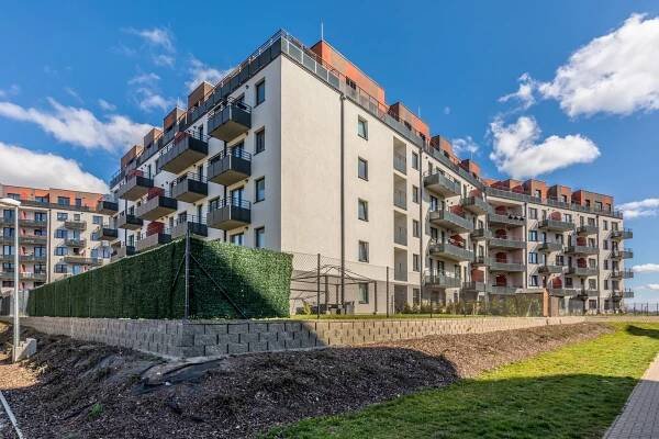 Byt s garáží Praha Letňany - Michaela Pecharová | Realitní makléřka v Libereckém kraji - Prodej a pronájem nemovitostí. 