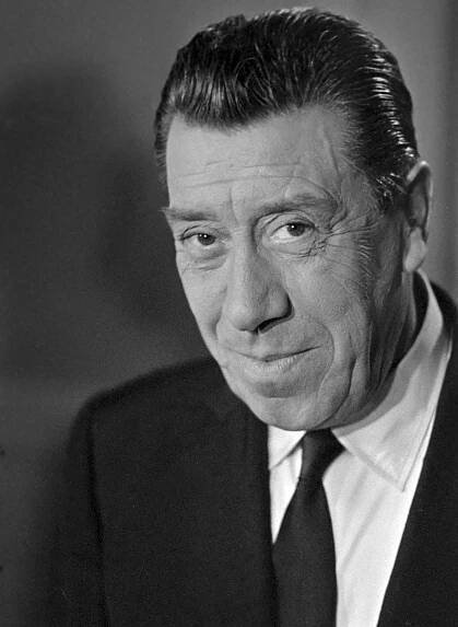 Fernandel: *8.5.1903 – †26.1.1971, francouzský filmový a divadelní komik, herec