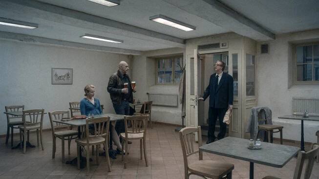 Viděl jsem člověka, který se ztratil. Roy Andersson je ve svém novém filmu konkrétnější než dřív — ČT art — Česká televize