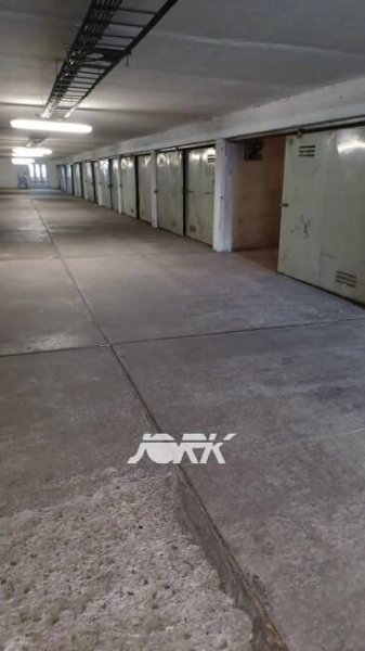 Pronájem garáže ul. Kpt. Bartoše, Pardubice | Úvod