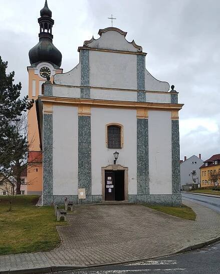 Soubor:Staňkov, kostel II.jpg