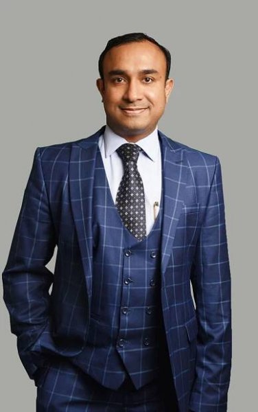 Dileep Mukundan 3
