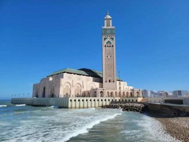 How to Take a Day Trip from Marrakech to Casablanca