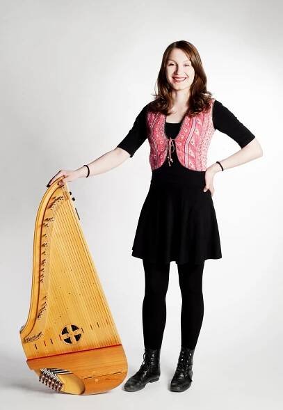 Aino Ruotanen konserttikantele, koistinen kantele