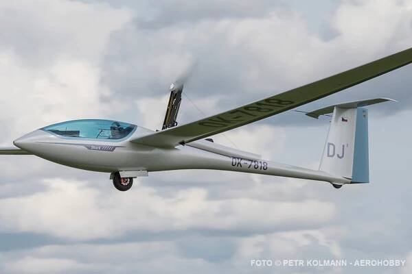 MAIDEN FLIGHT HPH 304 MS SN 118 - HpH Sailplanes