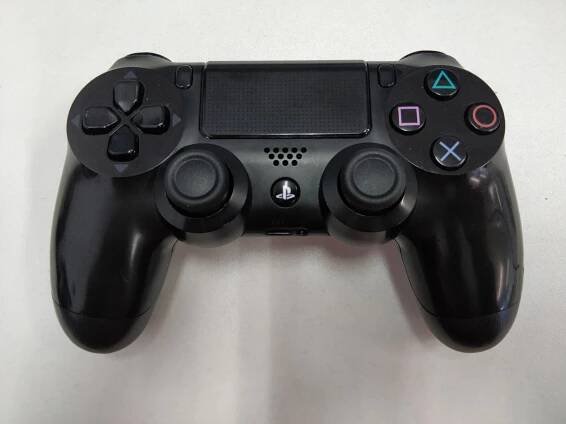 [PS4] Dualshock Sony Ovladač - černý (estetická vada) | Konzoleahry.cz