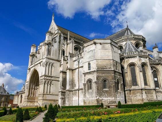 cathedrale-saint-omer - © A.Chaput Pas-de-Calais Tourisme