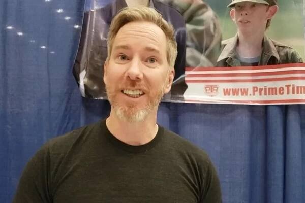Chris Owen (2).jpg?format=webp