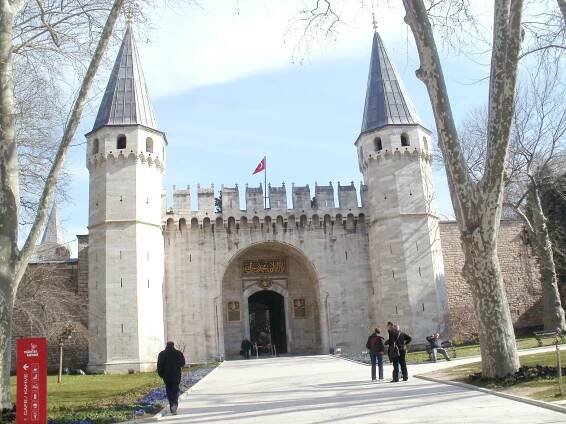 Istanbul, Palác Topkapi,... - Pevnost, opevnění