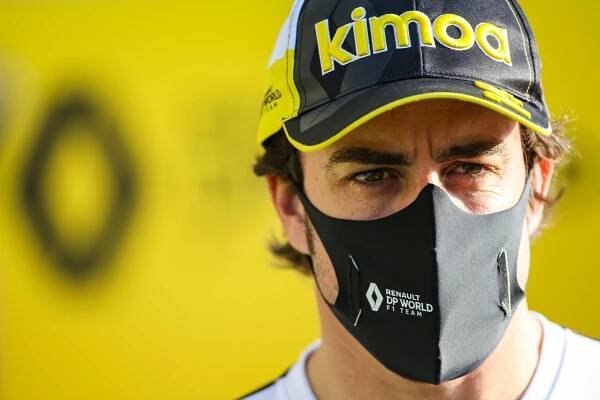 Motor Racing - Formula One World Championship - Sakhir Grand Prix - Practice Day - Sakhir, Bahrain