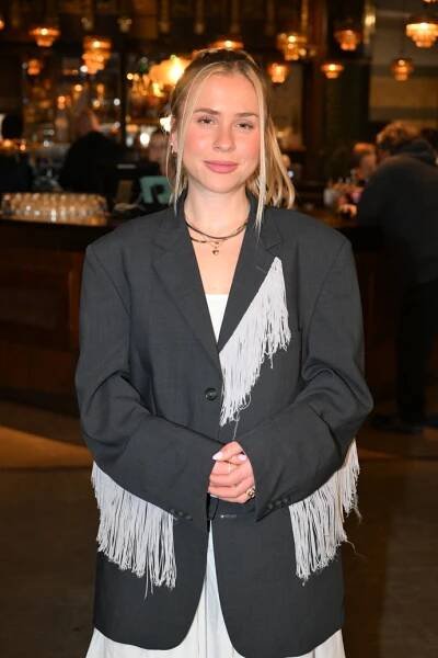 Mariana Prachařová se také ráda zdobí vrstvenou bižuterií.