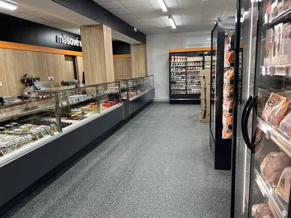 SUPERMARKET v Oravskej Lesnej otvoril po rekonštrukcii svoje nákupné brány - COOP Jednota Námestovo