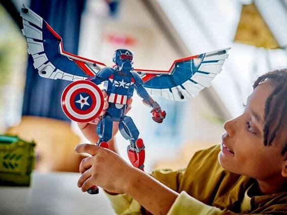 LEGO Marvel 76296 Sestavitelná figurka: Nový Kapitán Amerika