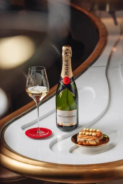 Moët & Chandon Champagne Bar at Harrods
