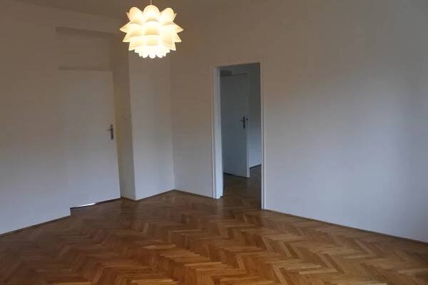 Pronájem 2+1 Mackova, Mladá Boleslav - Jsem realitní specialista a pomáhám majitelům prodat jejich nemovitost rychle a za