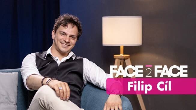 Stašová ho seřvala, Preiss vychoval. Herec Filip Cíl vzpomíná na začátky