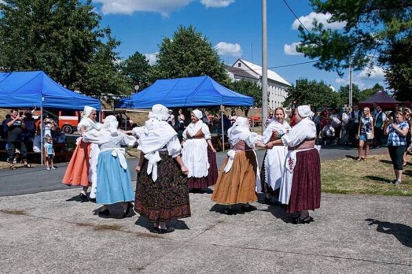 Aktywny senior polsko – czeskiego pogranicza - Folklorni soubor Barunka z.s. Česká Skalice